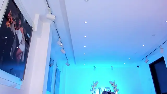 MaiaLopez live
