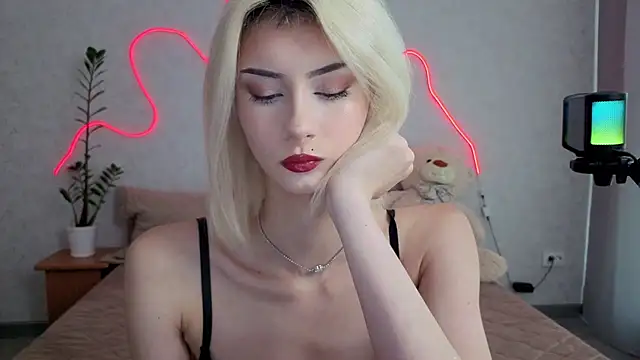 kittysocutie live
