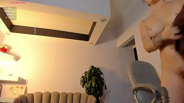 AphroditeSweett live