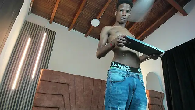 Tyson_Reed live