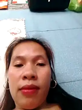 HotNaughtyGirl23 live