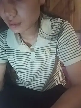 Hilary-123 live