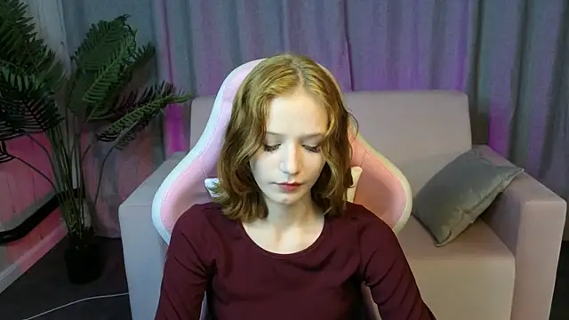AliceJohansone live