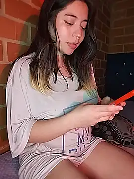 Petite_CherryX live