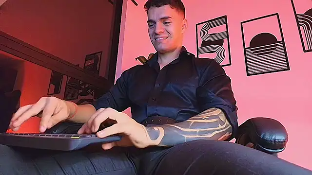 ALPHA_DOMINUS_ live