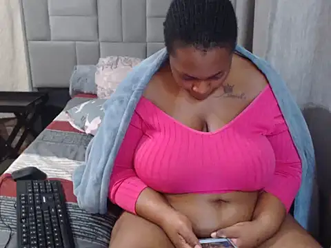 Wifey_Amanda live
