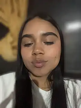 Saralove_1 live