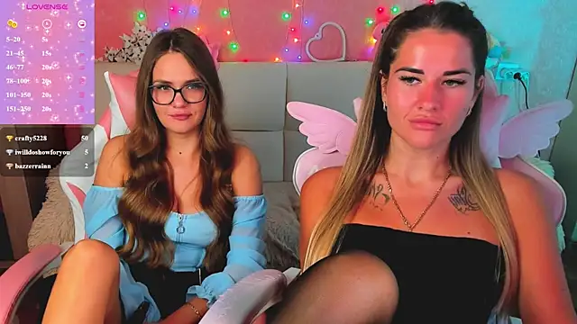 hotty_girls_here live