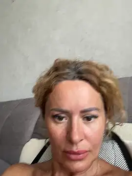 Tania201243 live