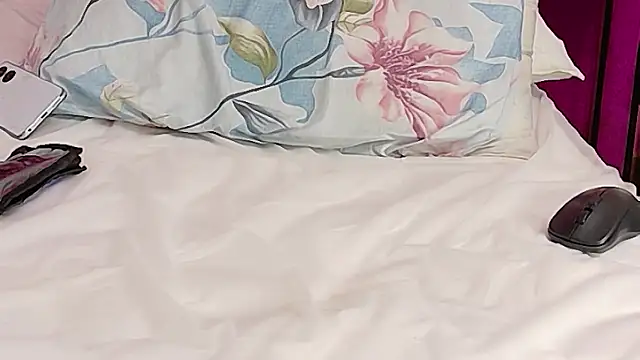 littleebonymommy live