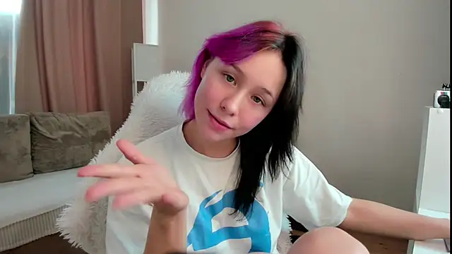 EmilyTrase live
