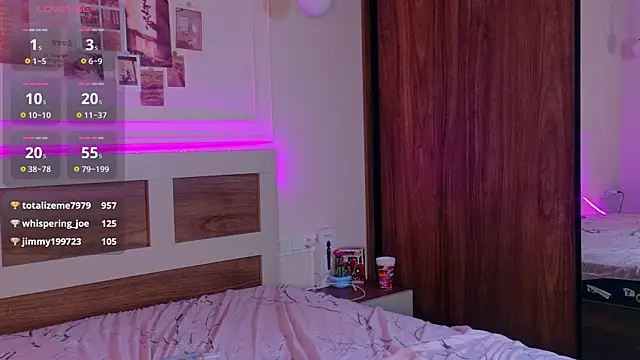 LunaXBaddie live