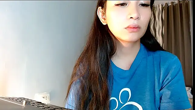 SweetLilly_18 live
