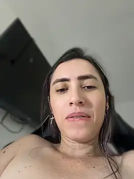 BellaTxM__ live