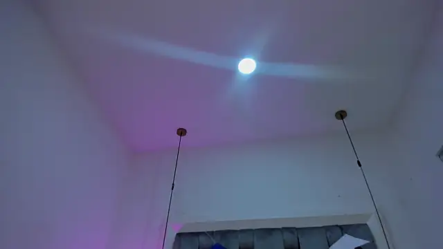 OnlyGia live