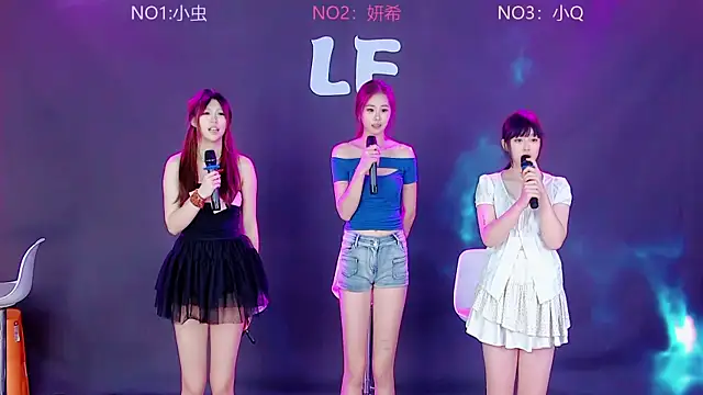 Y-girl live