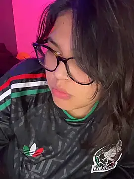 miacanela_xo live
