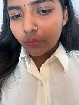 Arshu_143 live