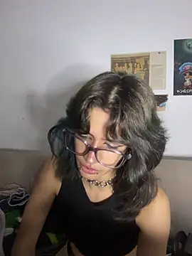 sukulaurens live