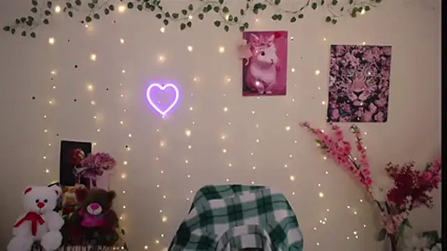 Amanda_Bright_ live