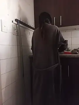 Tinnypussie live