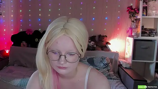 JulietFowler live