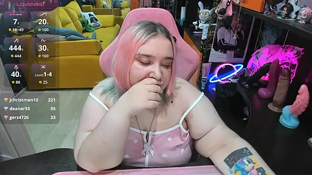 Softie_Sofy live