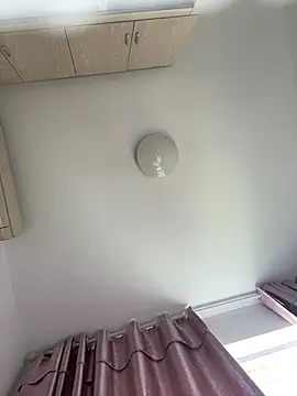 BIGBABYYEYE live