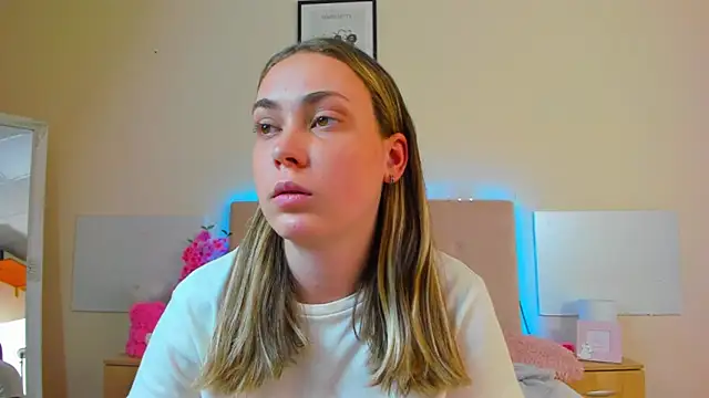 MelanieCuty live