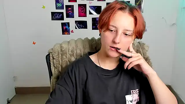 Dilara_Kiss_ live