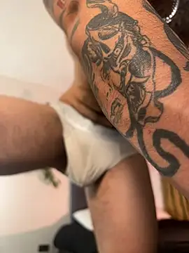 Benjii_Carter1 live