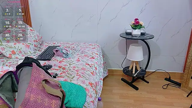 matureahomegirl live