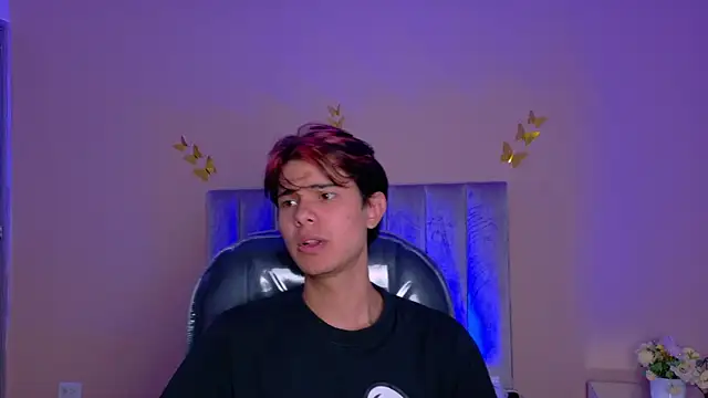 Derek_Sinn live