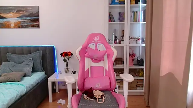 Eva_Allen live