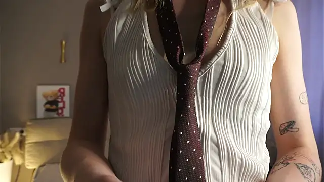 mell_issa_ live