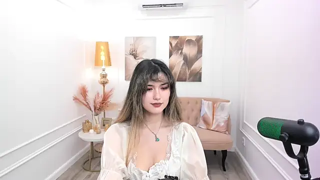 AnneTLi live