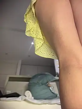 NicoleCut live