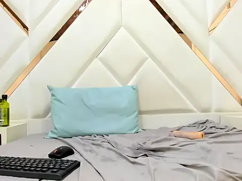 Violett_Bliss live