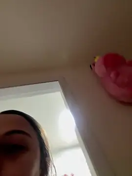 SarahCastro1_ live