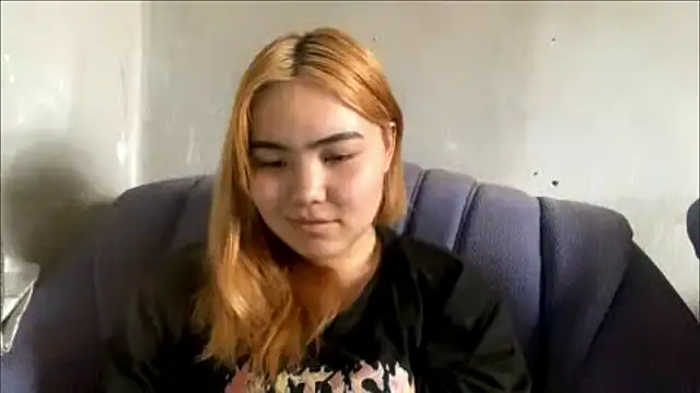 Molly_Teddy live