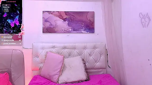 _Valentinaaa live