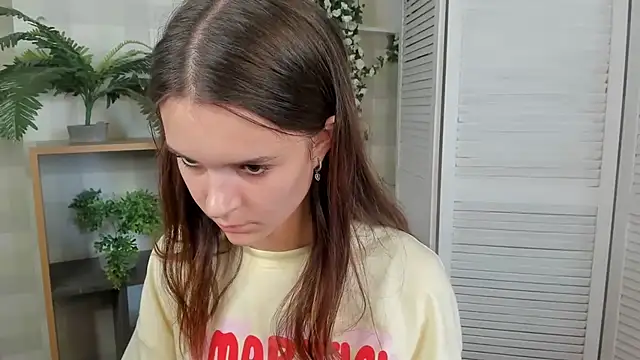 LeanoraFlint live