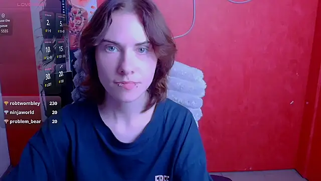 Fiona_Night live