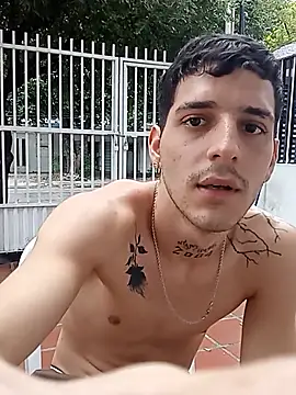 boy_max_latin live