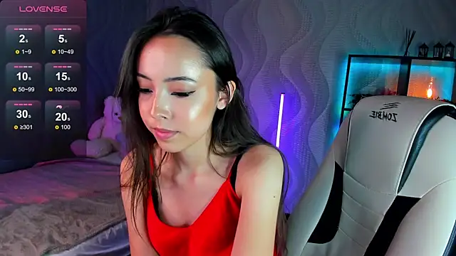 PlayfulPout live