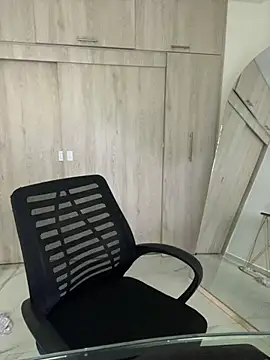 Adele_Sweett live
