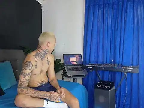 touching_the_sky live