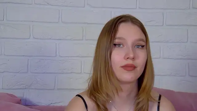 LiliLinn live