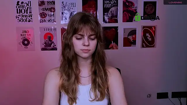 naya_may live