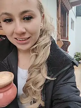Angeel_white25 live